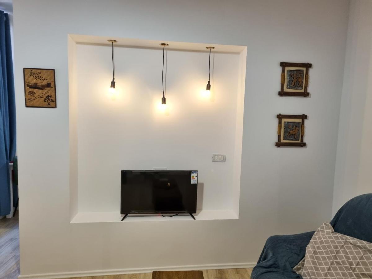 Cozy Apartment In City Center Тирана Экстерьер фото