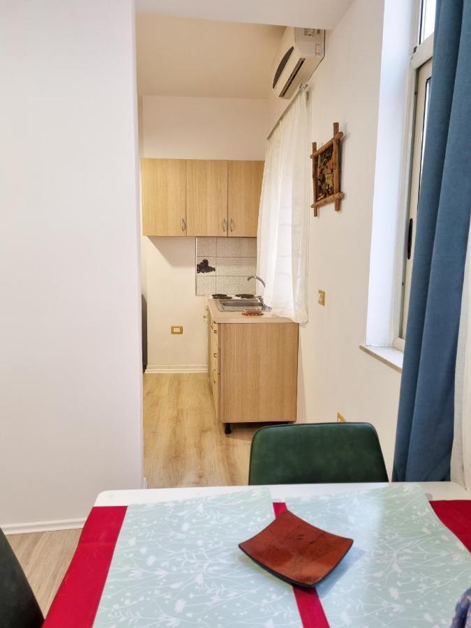 Cozy Apartment In City Center Тирана Экстерьер фото