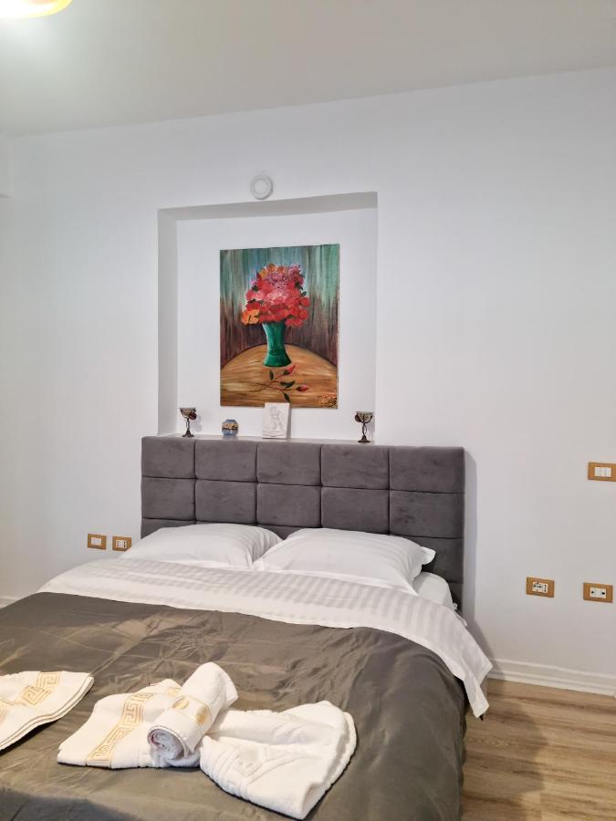 Cozy Apartment In City Center Тирана Экстерьер фото