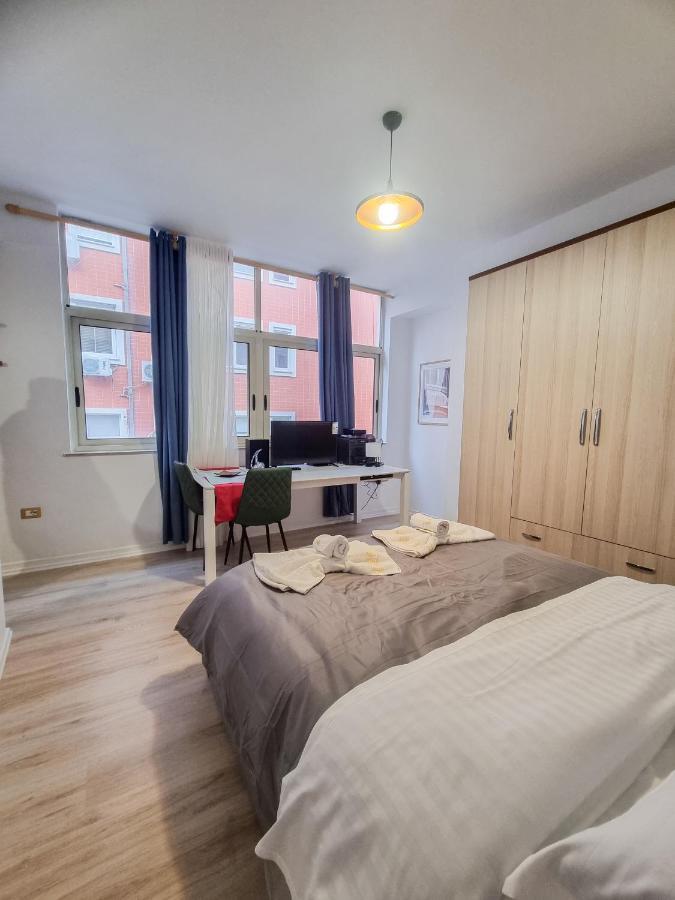 Cozy Apartment In City Center Тирана Экстерьер фото